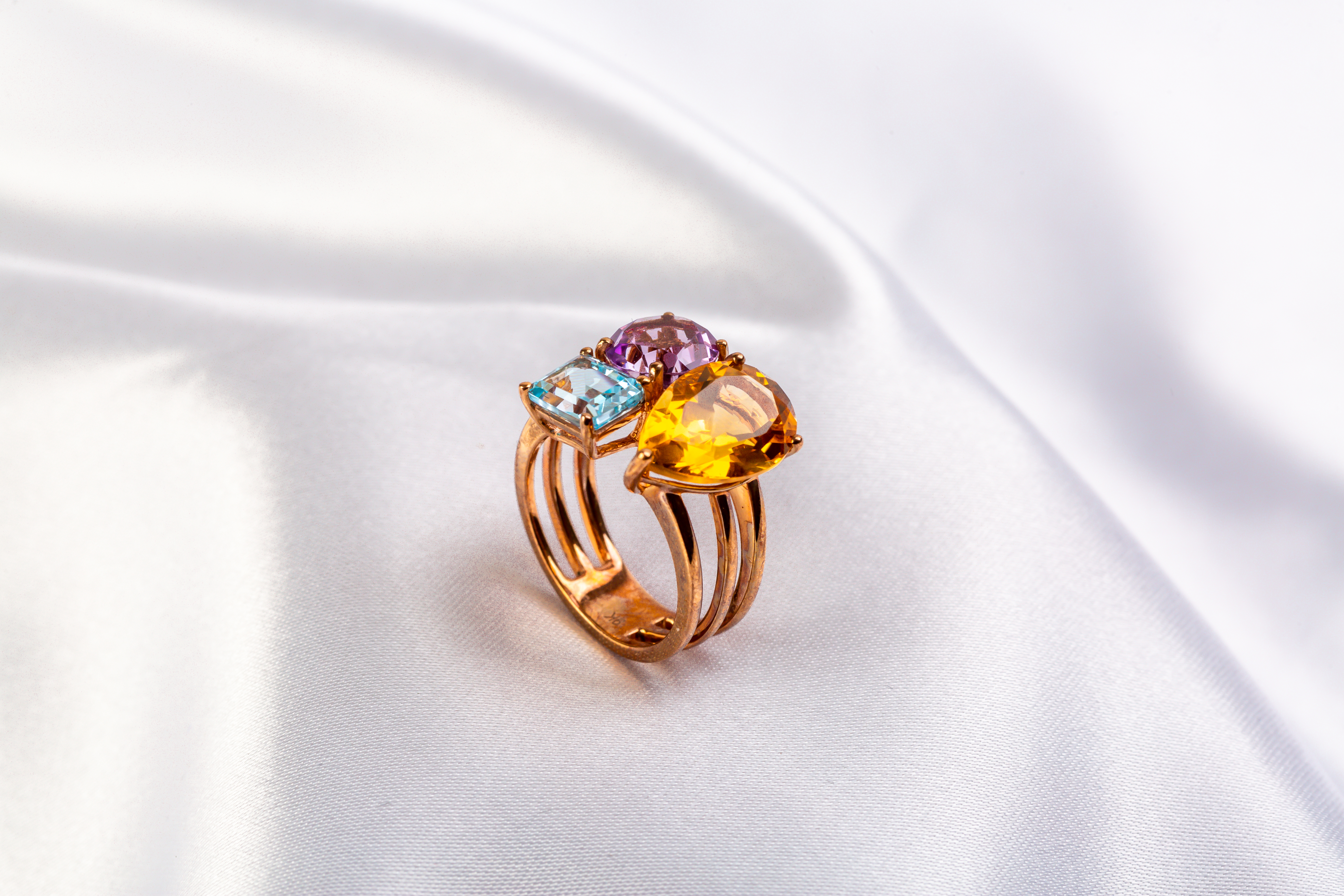 SRC Auction Multi Gemstone Ring in 9K Gold