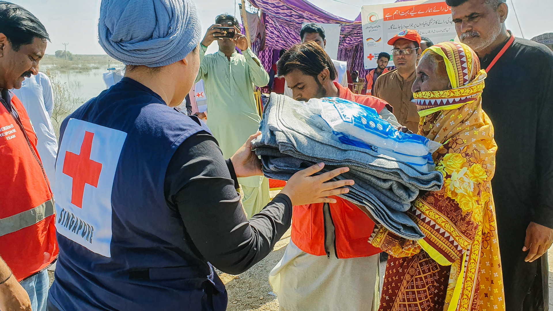 Pakistan_2022_18_Distribution_T1.jpg